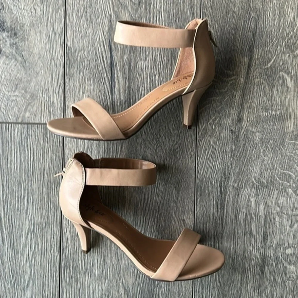 NWT Style & Co heels tan essential open toe strappy barbiecore